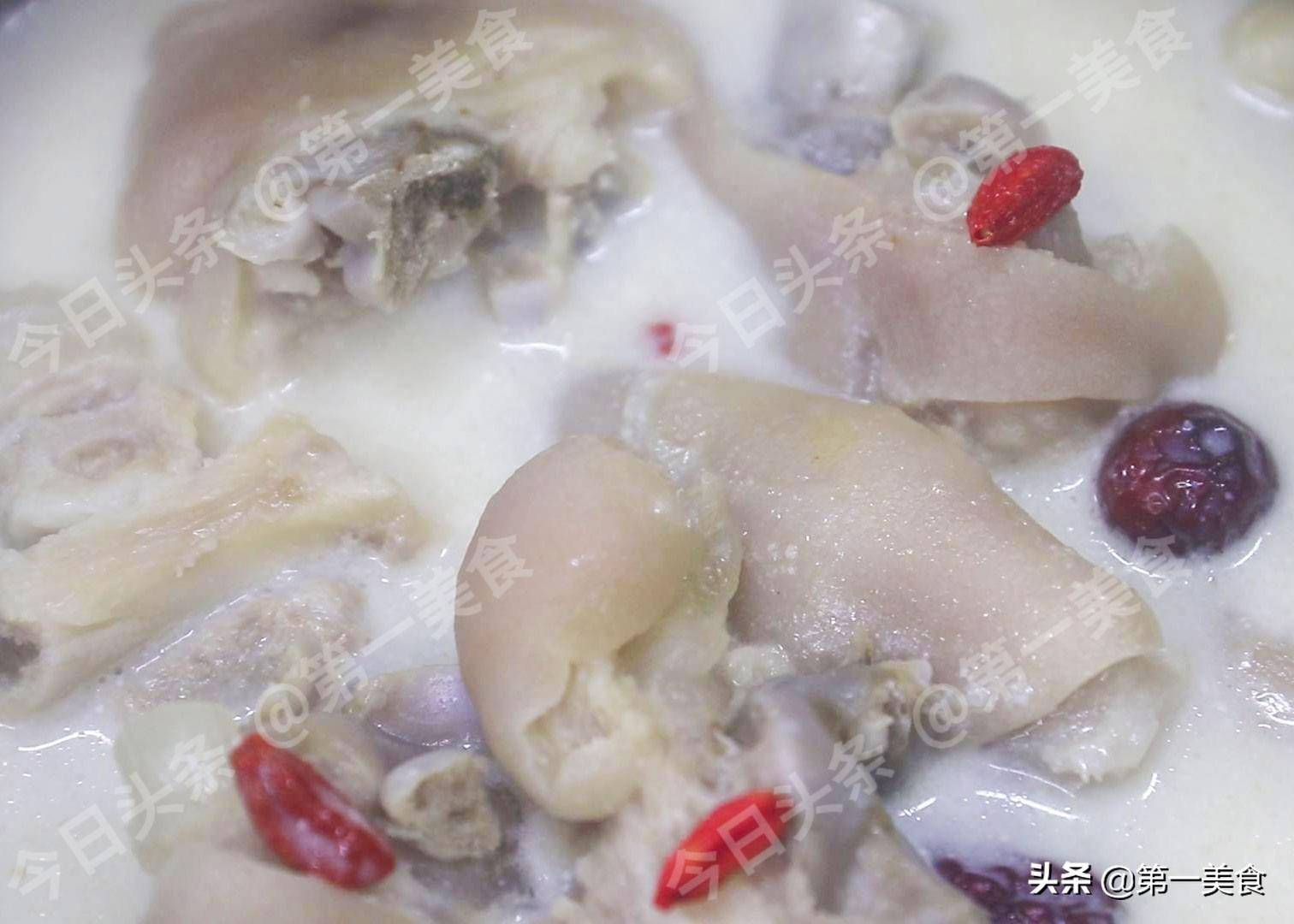 燉豬蹄三放三不放——傳統(tǒng)美食的烹飪秘訣，傳統(tǒng)美食烹飪秘訣，燉豬蹄的三放三不放指南