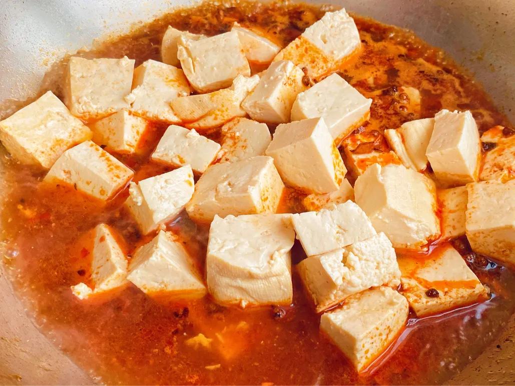 麻辣豆腐的獨(dú)特魅力與制作方法，麻辣豆腐的魅力與制作秘籍