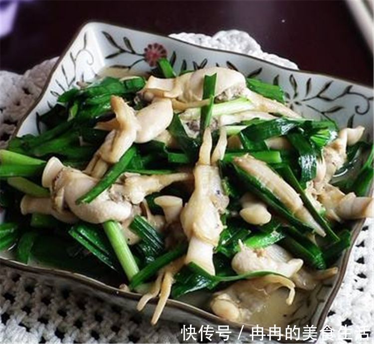 蟶子韭菜炒雞蛋，一道美味的海鮮家常菜，蟶子韭菜炒雞蛋，美味海鮮家常菜來襲！