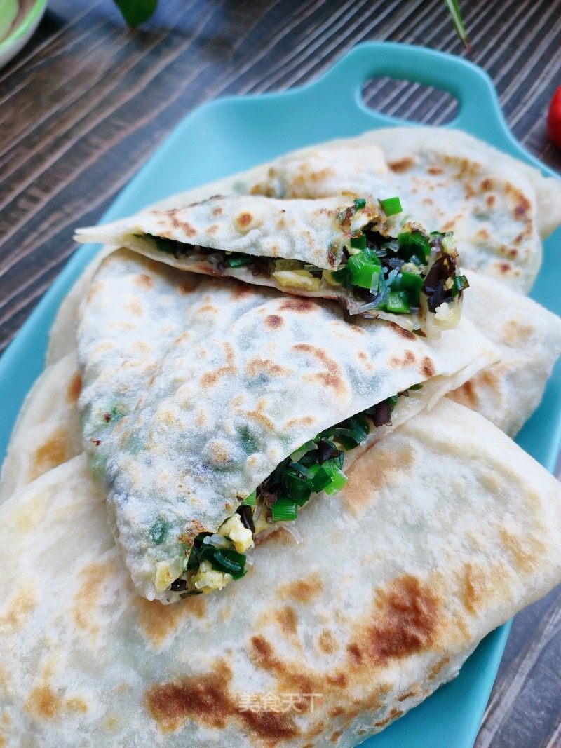 粉絲韭菜盒子，傳統(tǒng)美食的新解讀，粉絲韭菜盒子，傳統(tǒng)美食的現(xiàn)代詮釋