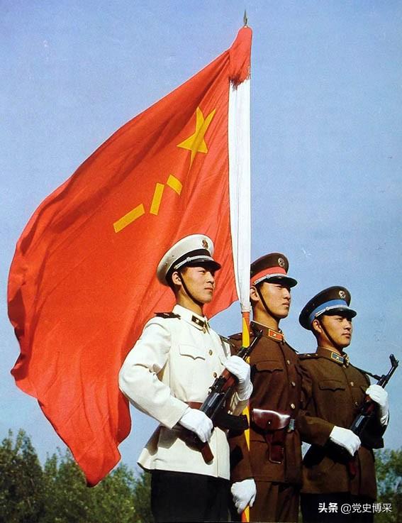 軍徽圖片，象征榮耀與擔(dān)當(dāng)?shù)幕照滤囆g(shù)，軍徽圖片，榮耀與擔(dān)當(dāng)?shù)幕照滤囆g(shù)象征