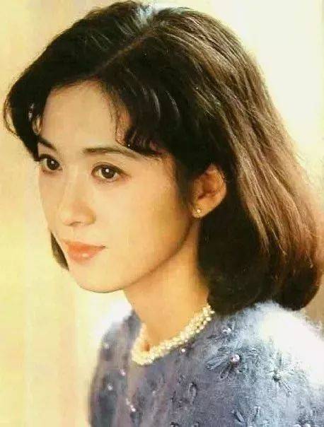 90年代大陸女明星，璀璨星辰下的華語魅力，90年代大陸女明星，璀璨星辰下的華語魅力之光