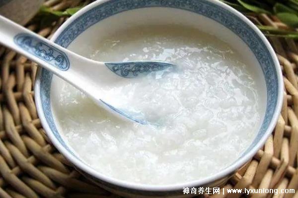 胃病最怕三種粥，警惕飲食中的隱患，胃病患者的飲食隱患，三種粥需警惕