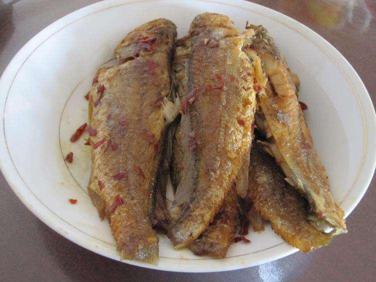 小黃魚的烹飪之道，美味佳肴的誘人魅力，小黃魚烹飪秘笈，美味佳肴的誘惑