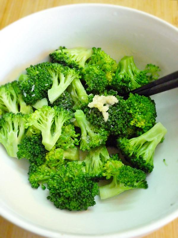紅燒豬蹄，傳統(tǒng)美食的制作藝術(shù)，紅燒豬蹄，傳統(tǒng)美食制作的藝術(shù)魅力