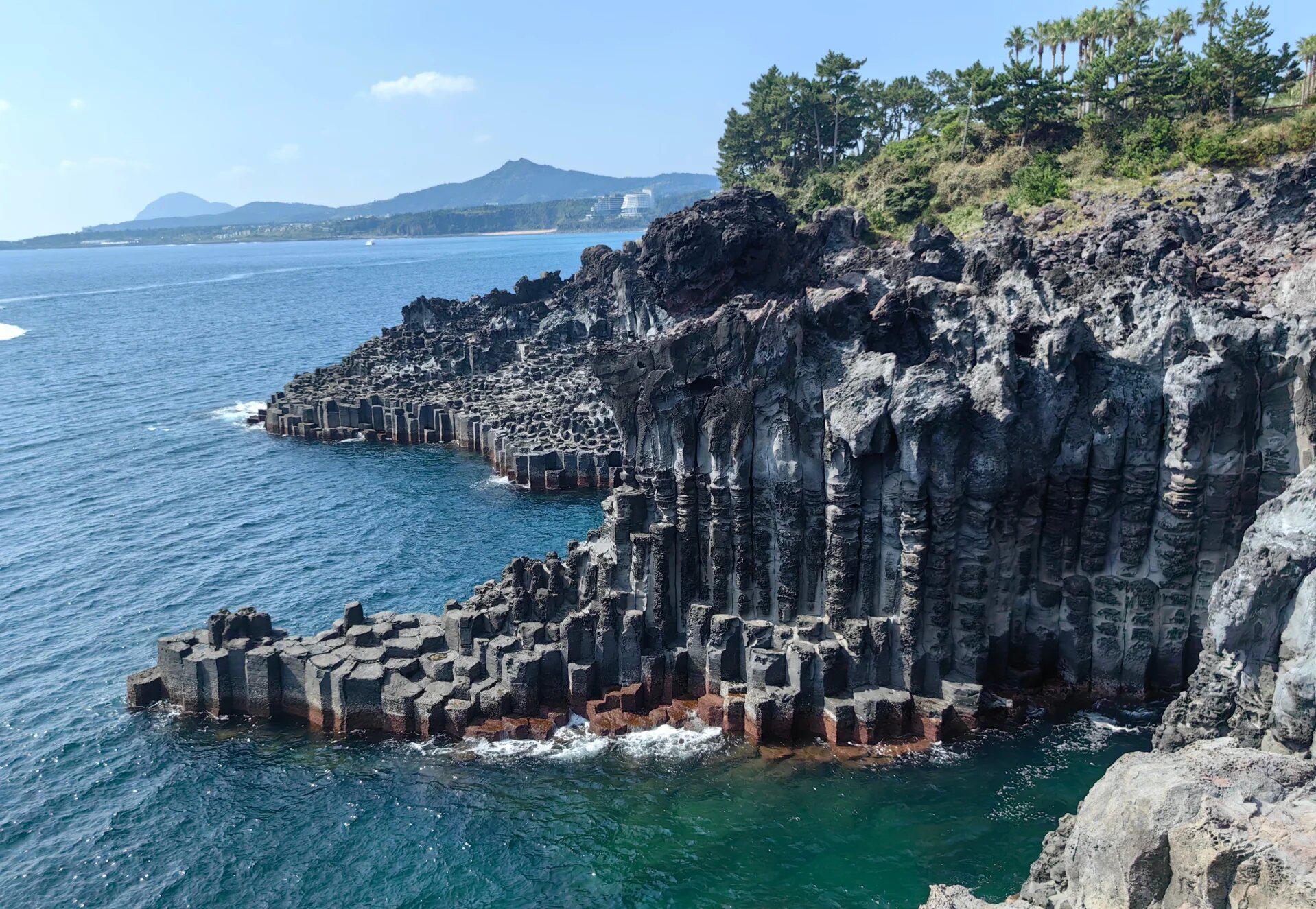 韓國濟(jì)州島旅游攻略，絕美景點(diǎn)的深度探索，韓國濟(jì)州島深度旅游攻略，絕美景點(diǎn)探索之旅