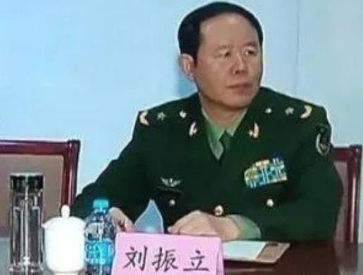 曹青鋒，一位引領時代的杰出人物，曹青鋒，時代引領者的杰出風采