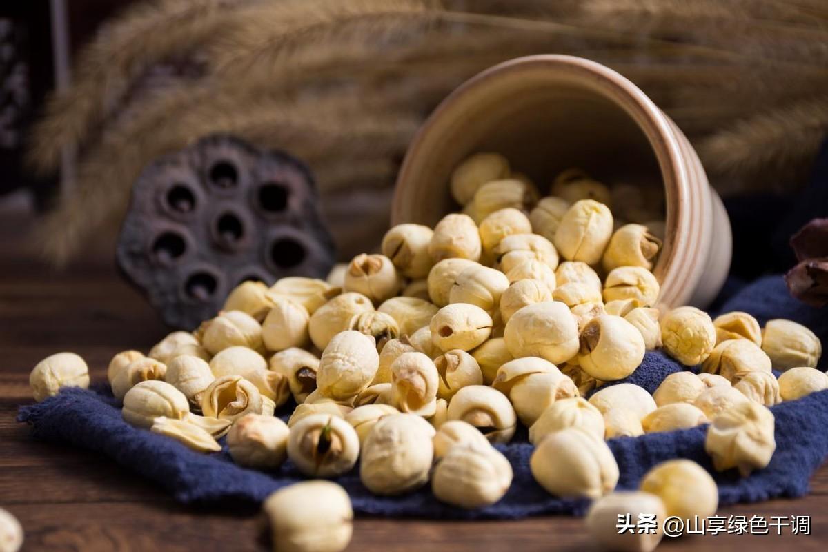 燉雞湯的藝術，三放三不放之道，燉雞湯的藝術，三放三不放秘訣探究