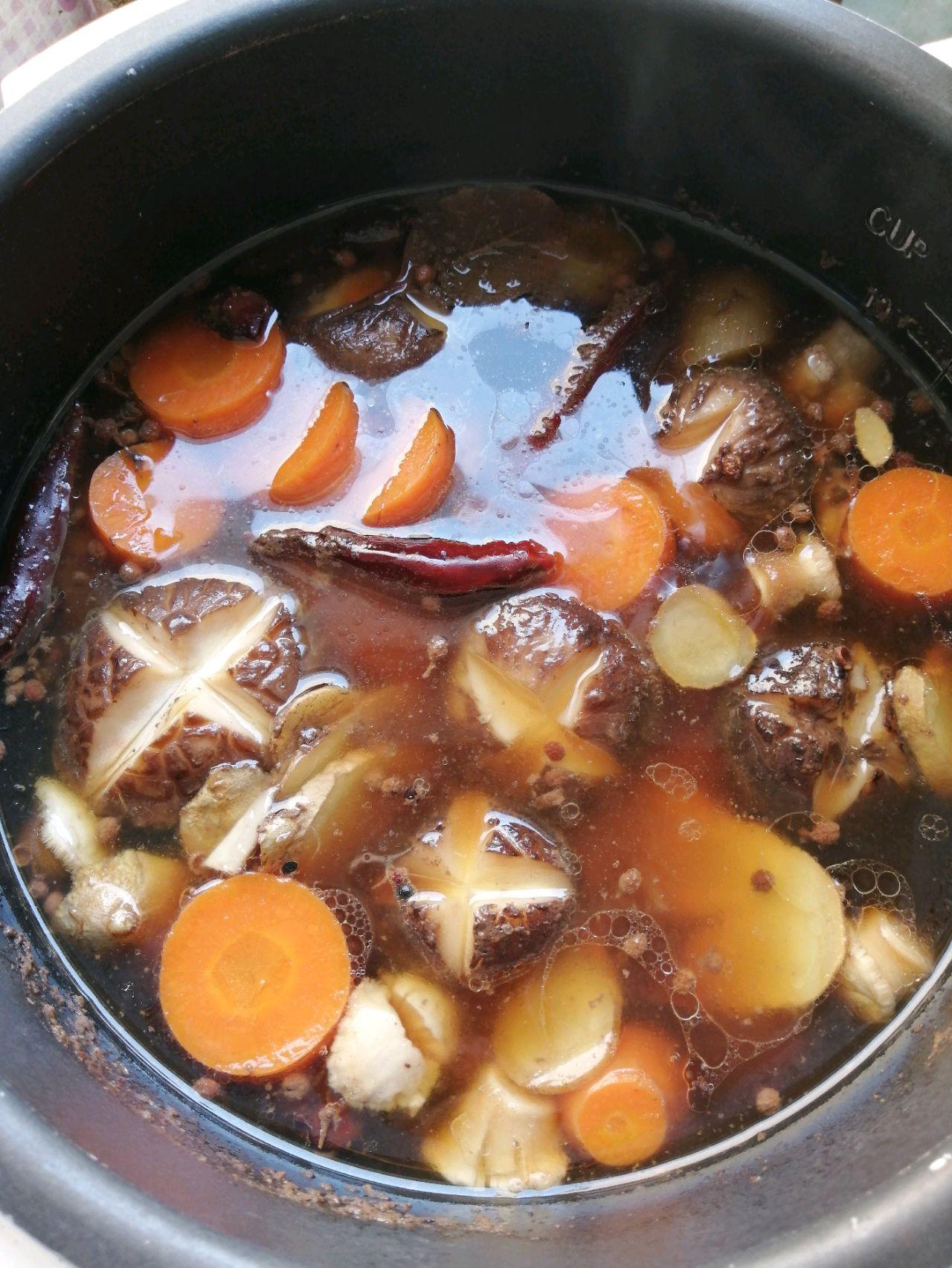 燉排骨的做法，一道家常美食的烹飪指南，家常燉排骨烹飪指南，美味排骨湯的做法
