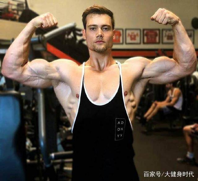 經(jīng)常做俯臥撐的人打架能力評估，實力與技巧的綜合考量，俯臥撐習慣者的打架能力與技巧綜合評估