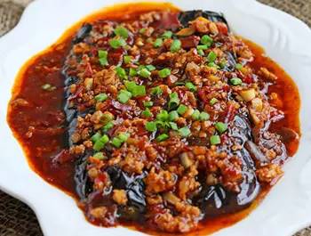 茄子，如何烹飪美味又簡(jiǎn)單的佳肴，茄子烹飪，美味佳肴輕松上手