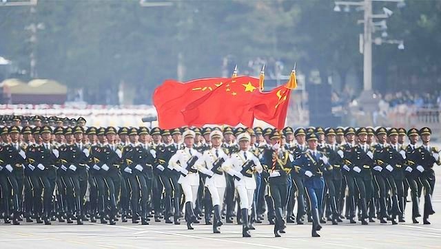 新中國成立70周年國慶閱兵，壯麗畫卷展現(xiàn)國家力量與榮耀，新中國成立70周年國慶閱兵，壯麗畫卷彰顯國家力量與榮耀