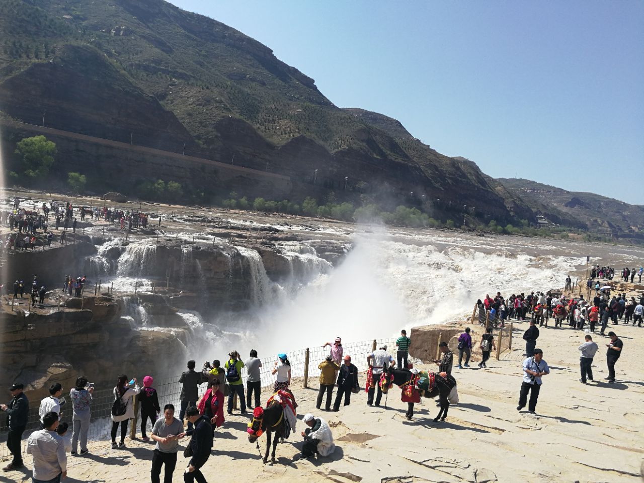 壺口瀑布旅游攻略，探訪(fǎng)壯麗瀑布的絕佳體驗(yàn)，壺口瀑布旅游攻略，探訪(fǎng)壯麗瀑布的極致體驗(yàn)