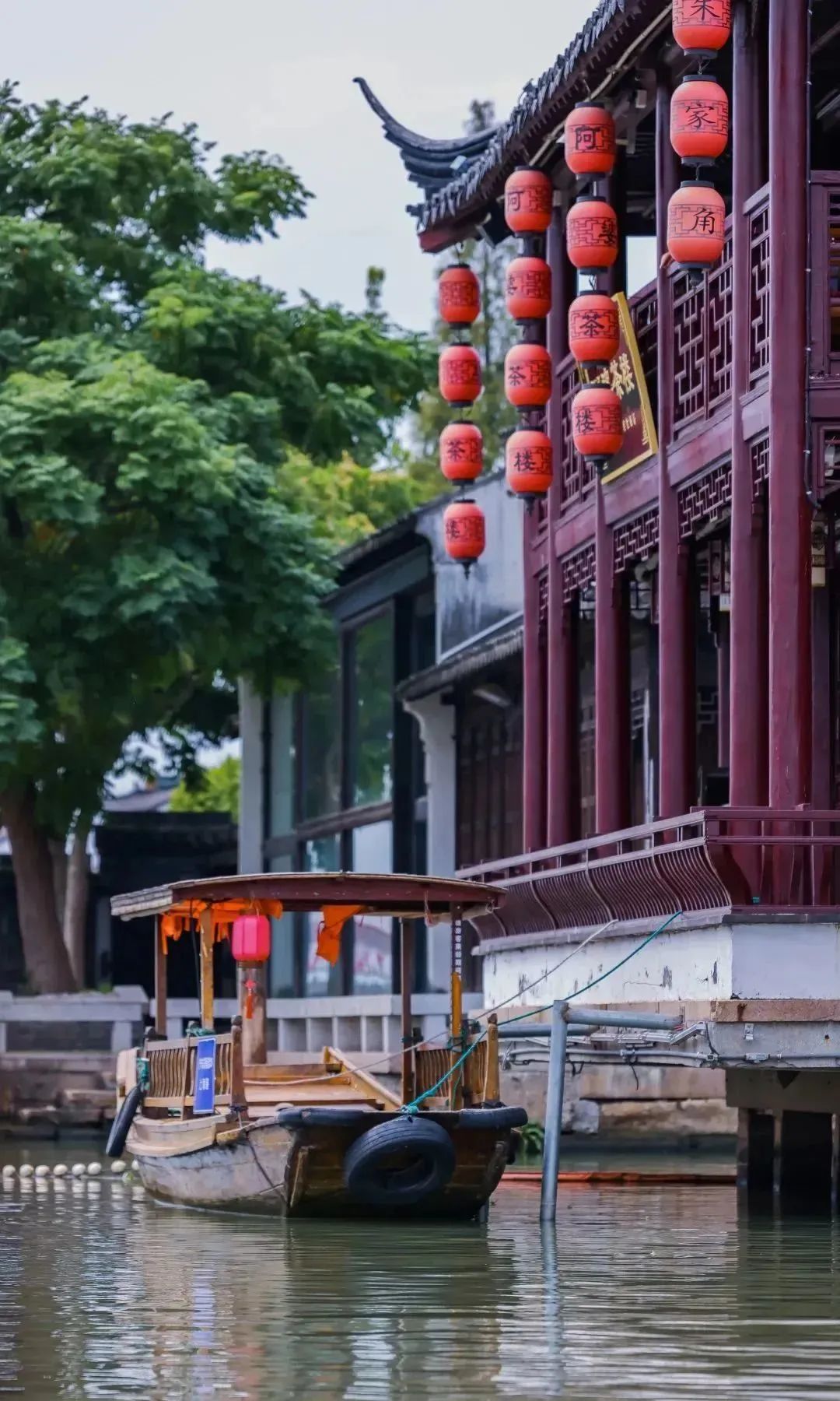 上海青浦古鎮(zhèn)老街，歷史的韻味與現(xiàn)代都市的交融，上海青浦古鎮(zhèn)老街，歷史韻味與現(xiàn)代都市的和諧交融