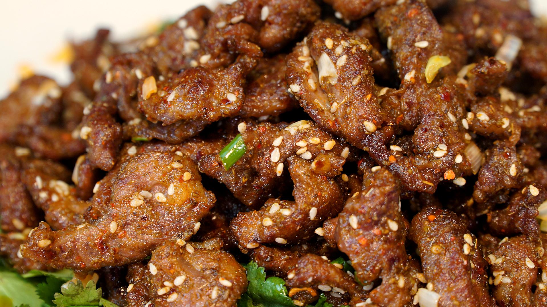孜然羊肉的做法，一道美味的傳統(tǒng)菜肴的誕生，孜然羊肉，傳統(tǒng)美味菜肴的誕生之道