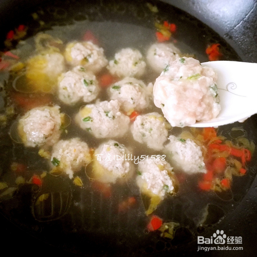 豬肉丸子，家常做法與獨(dú)特配料，家常豬肉丸子獨(dú)特做法與配料指南