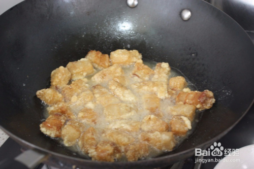 咕嚕肉的正宗做法，一道傳統(tǒng)美食的完美呈現(xiàn)，傳統(tǒng)美食咕嚕肉正宗做法，完美呈現(xiàn)一道美味佳肴