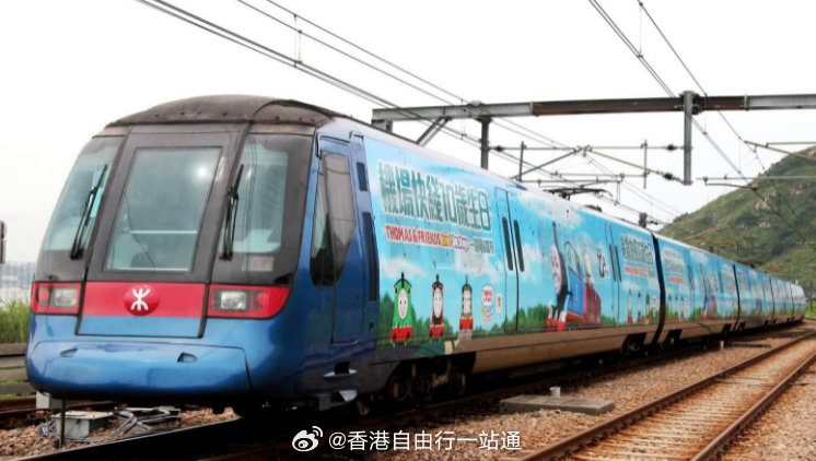 香港機(jī)場(chǎng)快線(xiàn)列車(chē)，連接城市與機(jī)場(chǎng)的動(dòng)脈，香港機(jī)場(chǎng)快線(xiàn)列車(chē)，城市與機(jī)場(chǎng)的交通樞紐動(dòng)脈