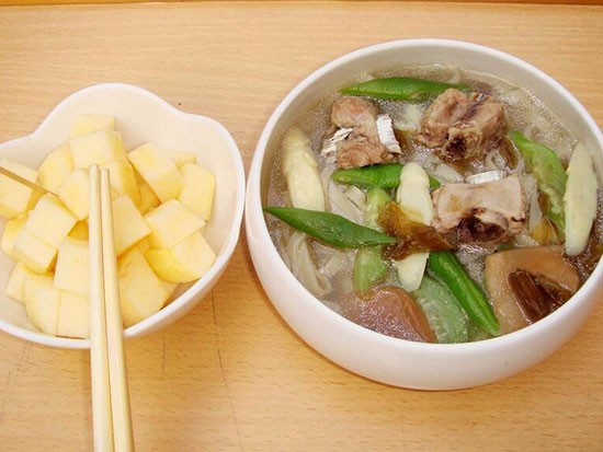 孕婦初期營養(yǎng)食譜大全，健康飲食，呵護(hù)母嬰健康，孕婦初期營養(yǎng)食譜大全，健康飲食助力母嬰健康