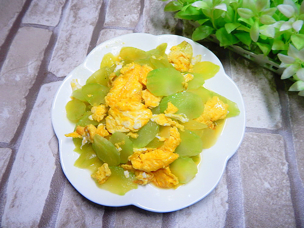 萵筍炒雞蛋，一道美味家常菜的故事，萵筍炒雞蛋，一道家常美味的故事