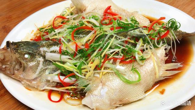 清蒸魚，美味又簡單的烹飪藝術(shù)，清蒸魚，美味佳肴的烹飪藝術(shù)之道