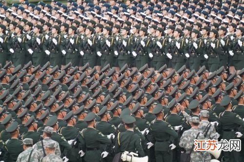 慶祝偉大時(shí)刻，2019國(guó)慶閱兵，慶祝偉大時(shí)刻，2019國(guó)慶閱兵盛典回顧
