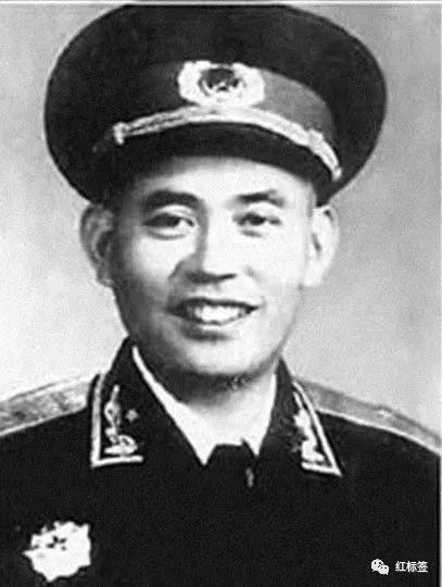 國防部長與少將，級別與權(quán)力的對比，國防部長與少將，級別與權(quán)力對比揭秘