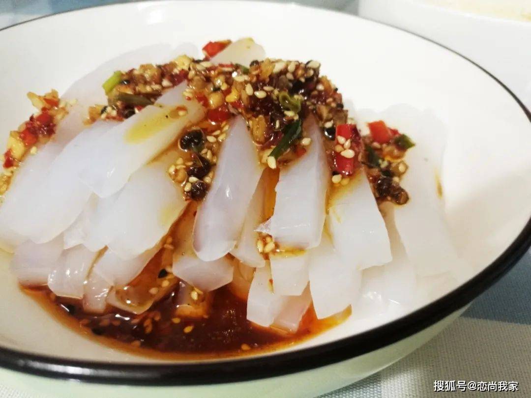 豌豆粉制作涼粉的詳細(xì)步驟教程，豌豆粉制作涼粉的詳細(xì)步驟指南