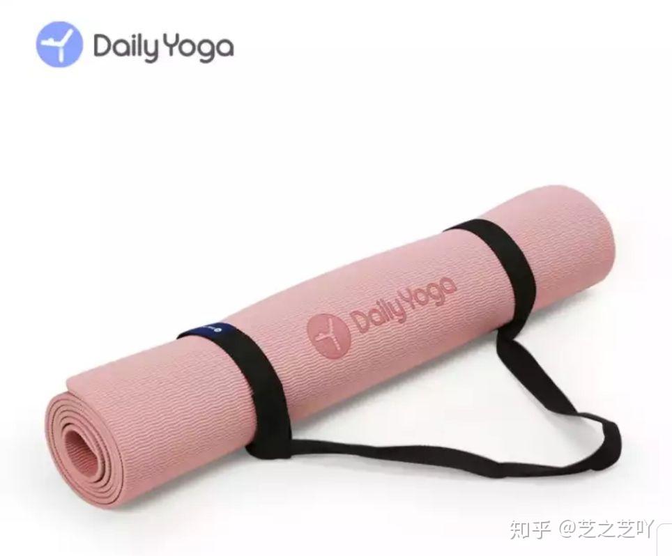 瑜伽墊的材質(zhì)選擇，TPE與NBR的比較，瑜伽墊材質(zhì)對(duì)比，TPE與NBR的選擇分析