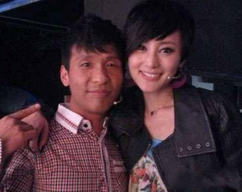 宋小寶的現(xiàn)任妻子，揭秘幸福背后的故事，宋小寶現(xiàn)任妻子揭秘，幸福背后的故事浮出水面