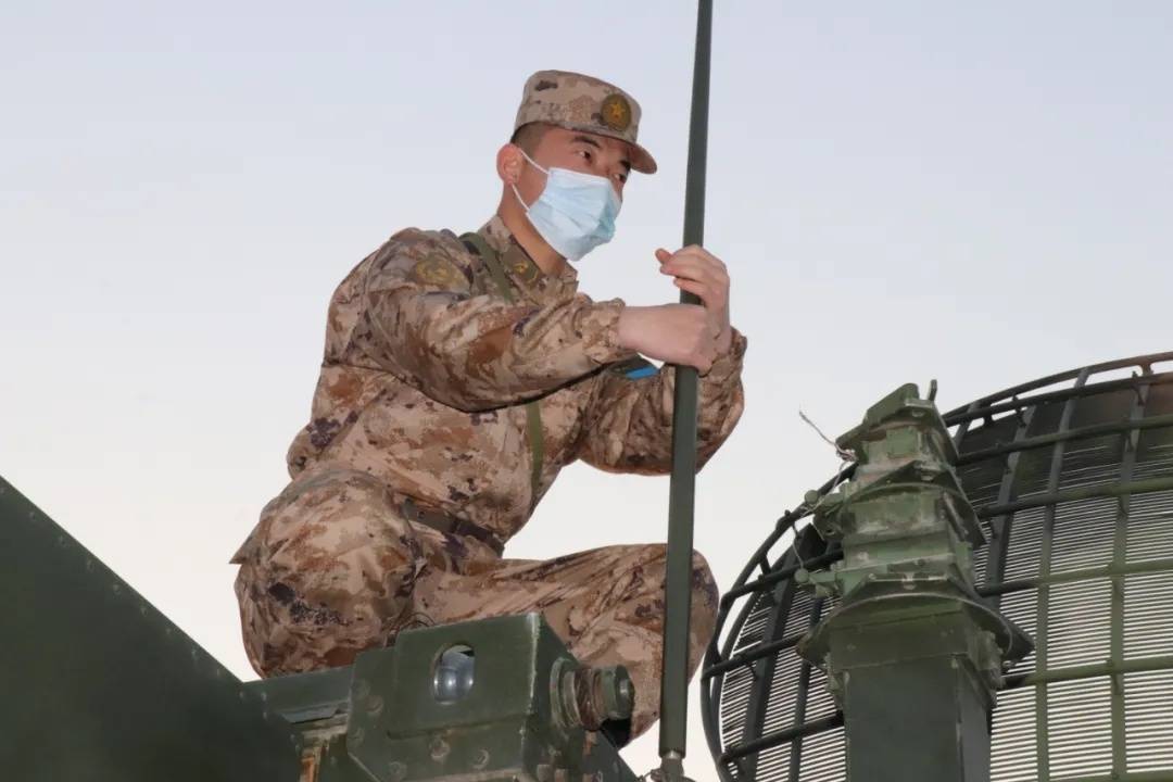 探索軍事航圖戰(zhàn)，從戰(zhàn)略角度看待軍事航空與作戰(zhàn)指揮，戰(zhàn)略視角下的軍事航空與作戰(zhàn)指揮探索，軍事航圖戰(zhàn)揭秘