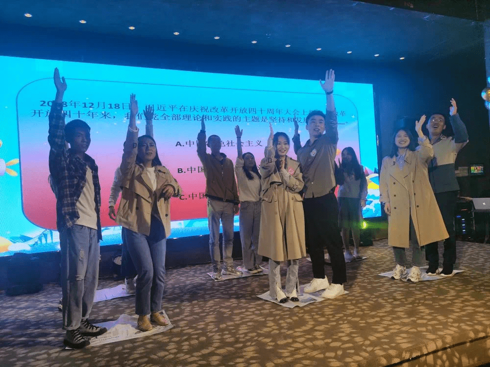 片鐵中的港事，家族企業(yè)在榴蓮產(chǎn)業(yè)中的生長(zhǎng)與變遷，片鐵中的港事，家族企業(yè)在榴蓮產(chǎn)業(yè)的生長(zhǎng)與變遷