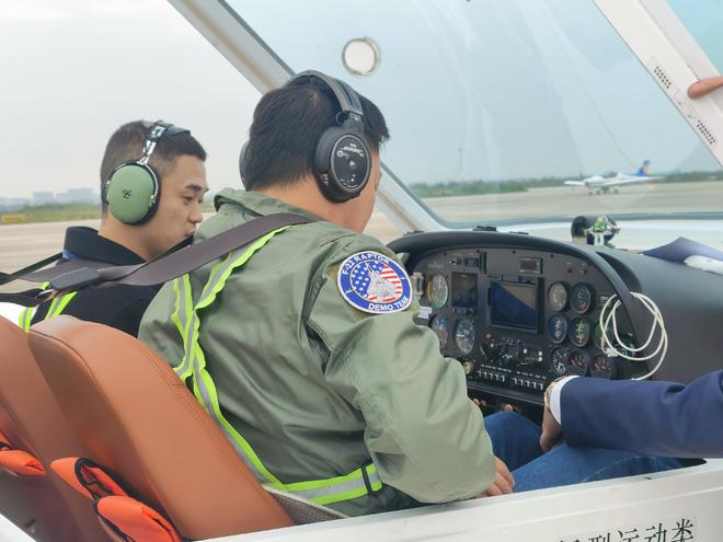 庭航談機(jī)空第，未來航空領(lǐng)域的探索與挑戰(zhàn)，探索航空未來，庭航談機(jī)空第面臨的新機(jī)遇與挑戰(zhàn)