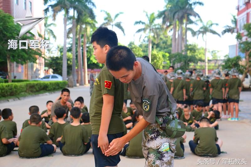 軍事夏令營(yíng)的目的，培養(yǎng)青少年軍事素質(zhì)與綜合能力，軍事夏令營(yíng)，培養(yǎng)青少年軍事素質(zhì)與綜合能力的搖籃