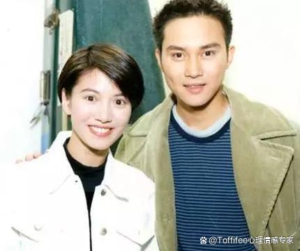 袁詠儀張智霖，無性的愛情與婚姻，袁詠儀張智霖，愛情與婚姻的無性探討