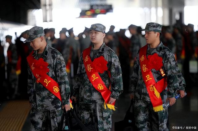關于當前社會現(xiàn)象，為何選擇當兵的青年越來越少？——以2022年為觀察點，2022年觀察，當代社會現(xiàn)象下的青年入伍意愿降低原因探究