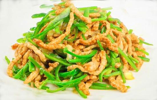 青椒肉絲的做法，一道家常美食的烹飪?cè)斀?，家常美味青椒肉絲做法詳解