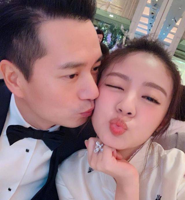 安以軒老公的年齡揭秘，跨越時光的愛情故事，安以軒老公年齡揭秘，跨越時光的愛情傳奇
