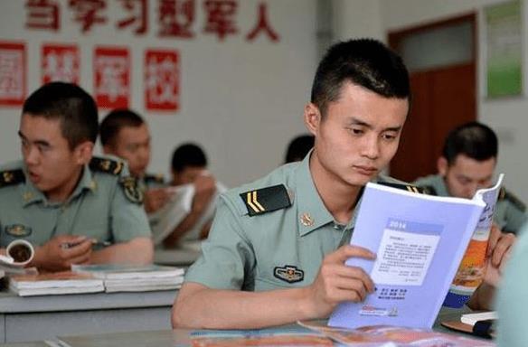 在部隊(duì)如何提升學(xué)歷，部隊(duì)中如何提升學(xué)歷水平？