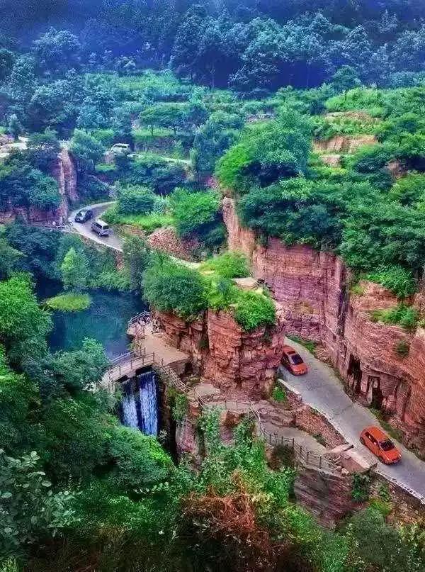 萬(wàn)仙山景區(qū)——自然之美的畫卷，萬(wàn)仙山景區(qū)，自然之美的絕佳畫卷