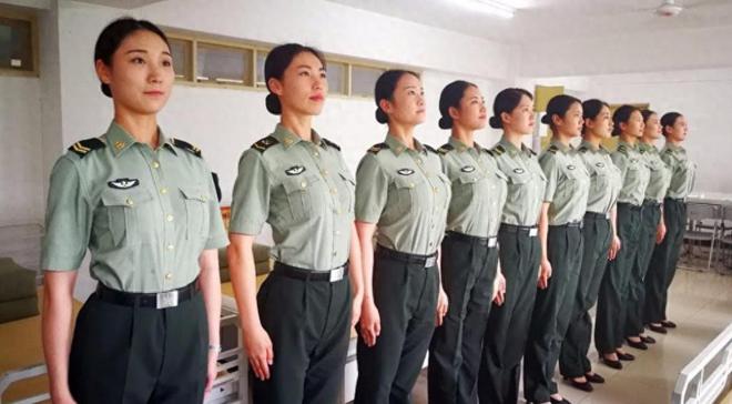 大學(xué)生女兵入伍的挑戰(zhàn)與困難，女大學(xué)生兵入伍的挑戰(zhàn)與困境