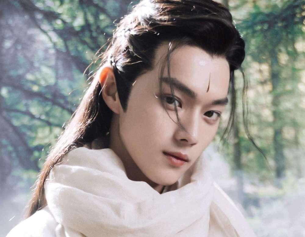 許凱與吳謹(jǐn)言主演的電視劇，演繹深情與演技的碰撞，許凱與吳謹(jǐn)言主演電視劇，深情與演技的碰撞之夜