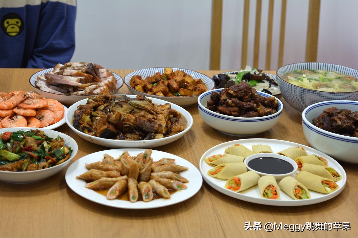 家宴盛宴，十二道美味佳肴的菜譜分享，家宴盛宴，十二道美味佳肴的詳細(xì)菜譜分享