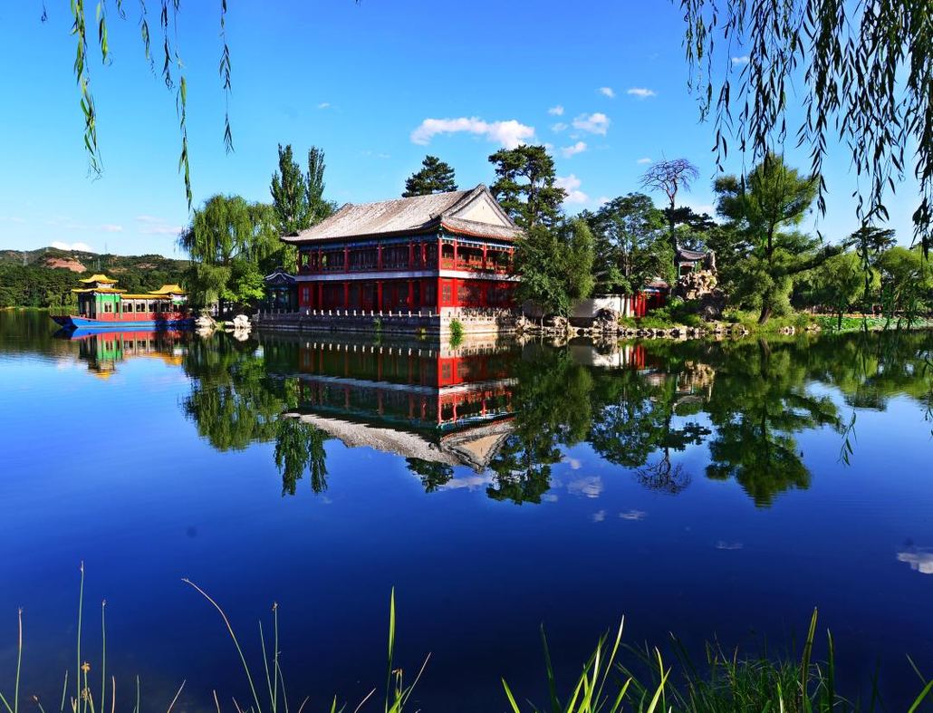 承德避暑山莊去了就后悔？深度解讀這一觀點的背后原因，深度解讀，承德避暑山莊游后為何有人后悔？