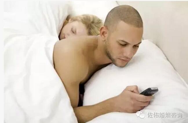 婚外情女人需要送男人禮物嗎？探究情感交流中的禮物贈送現(xiàn)象，婚外情中女人是否需要向男人贈送禮物，情感交流中的禮物贈送現(xiàn)象探究