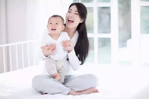 老年人征婚要求女方生孩子，一種社會(huì)現(xiàn)象的深度探討，老年人征婚要求女方生育，社會(huì)現(xiàn)象的深度探究