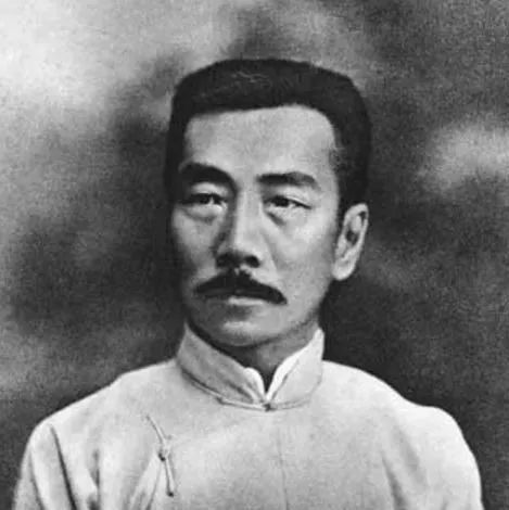 鄧稼先，一位卓越的歷史人物評(píng)價(jià)，鄧稼先，卓越歷史人物的光輝評(píng)價(jià)