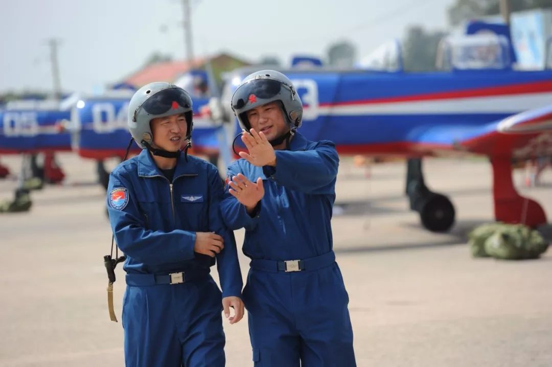 中國(guó)空軍航空大學(xué)畢業(yè)后的多元發(fā)展路徑，中國(guó)空軍航空大學(xué)學(xué)子多元發(fā)展路徑概覽